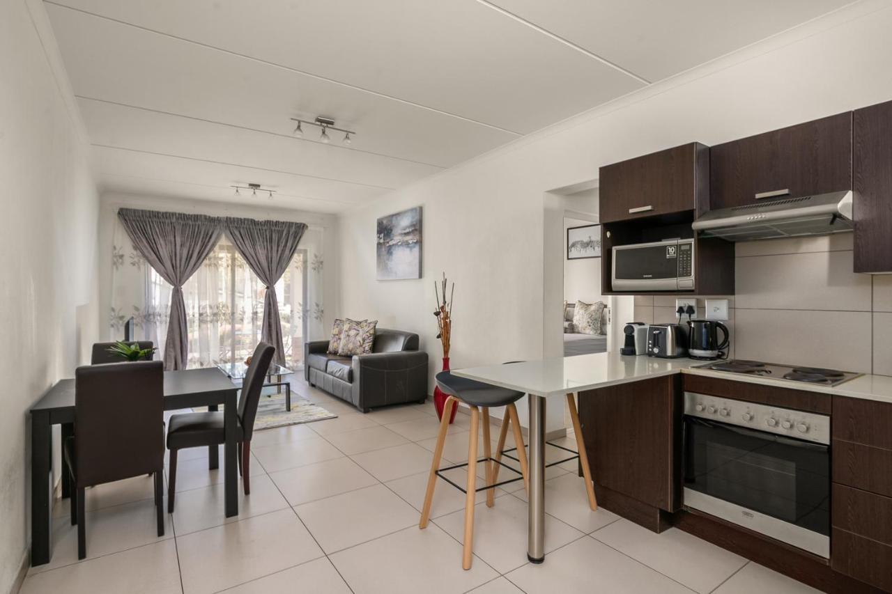 V&S Apartments - Immaculate Luxury Apartment In Fourways, Johannesburg Sandton Luaran gambar